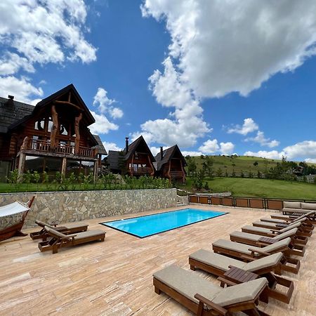 Wooden Valley Zlatibor Resort Bagian luar foto