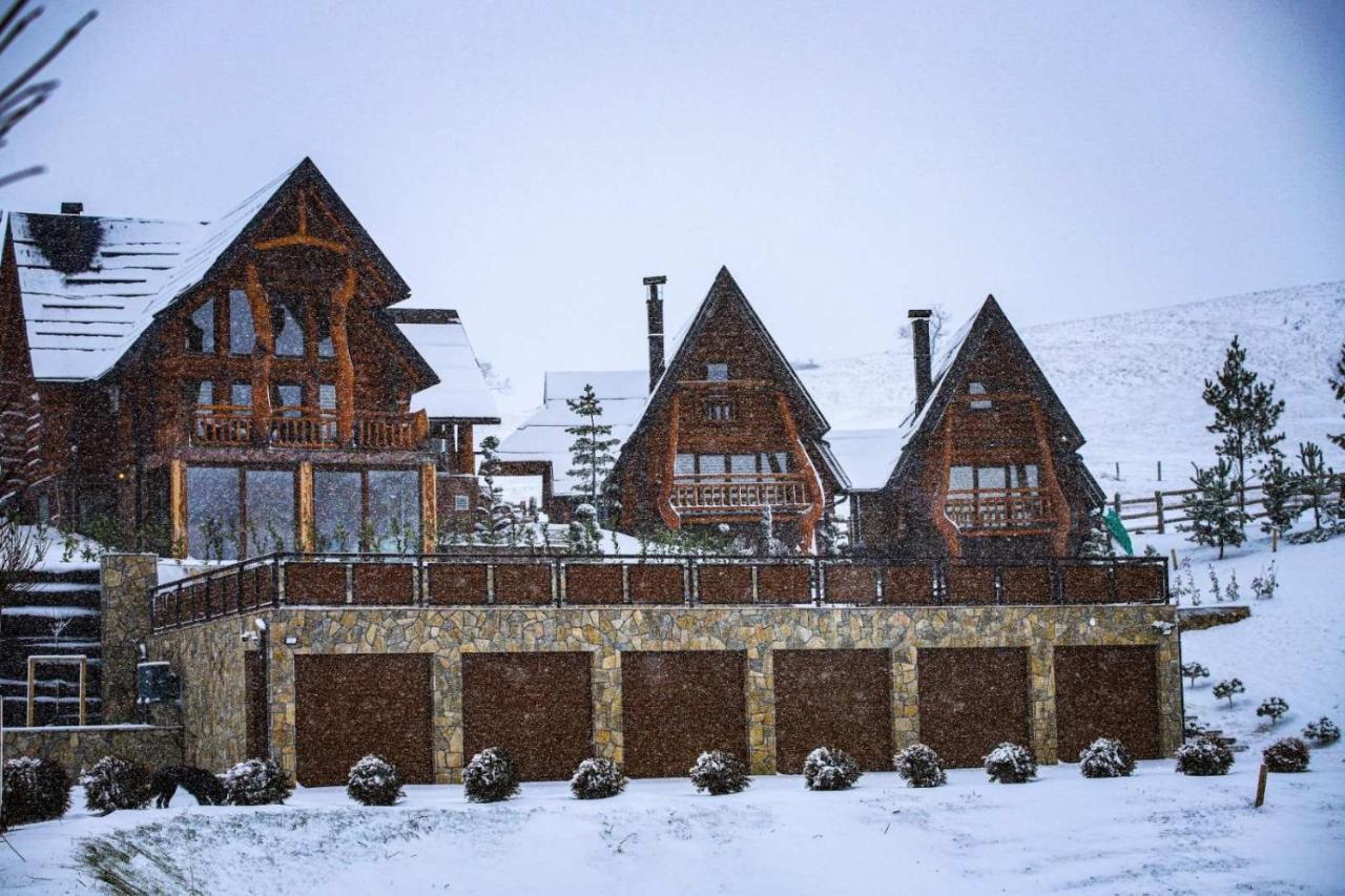 Wooden Valley Zlatibor Resort Bagian luar foto