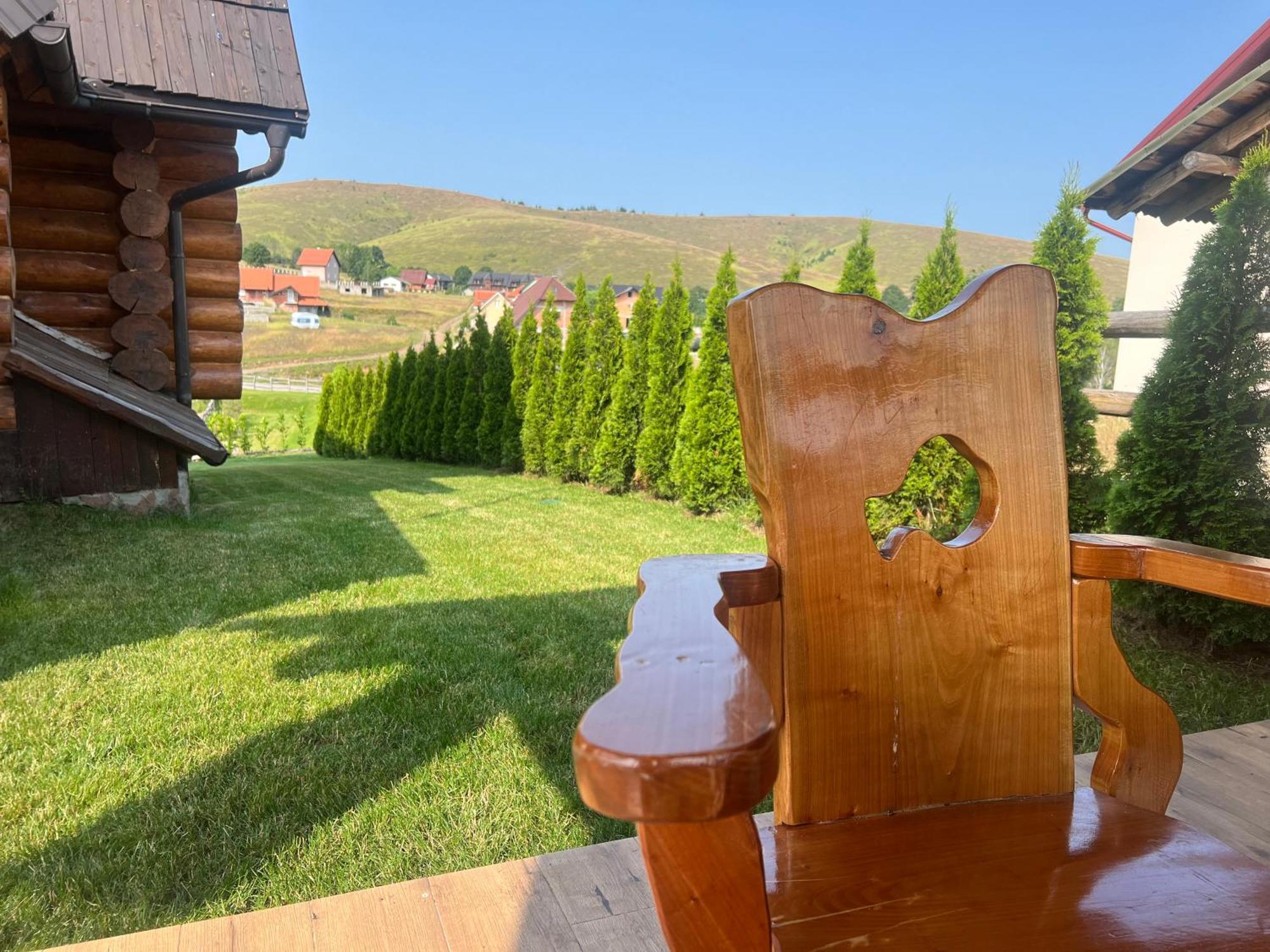 Wooden Valley Zlatibor Resort Bagian luar foto