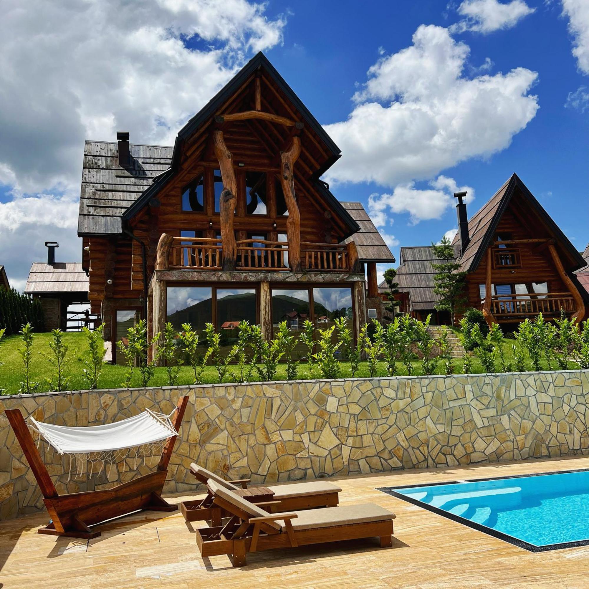 Wooden Valley Zlatibor Resort Bagian luar foto