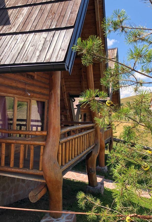 Wooden Valley Zlatibor Resort Bagian luar foto